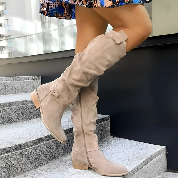 Yrsa | Trendy All-Season Hip Boots