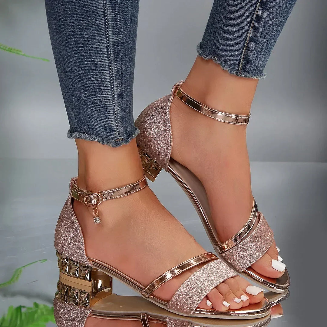 Hyna | Comfortable Sandals