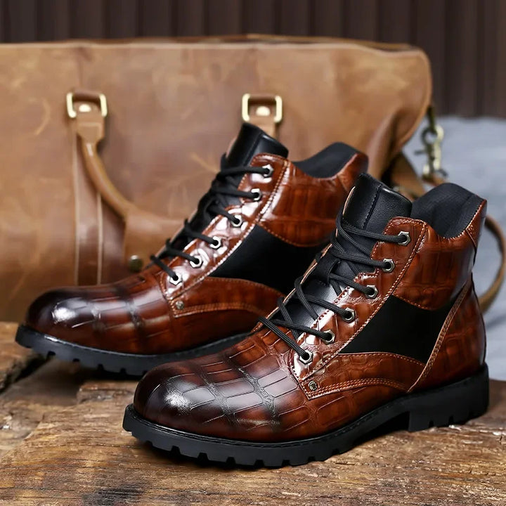 Wise | Sophisticated ankle boots with a unique design