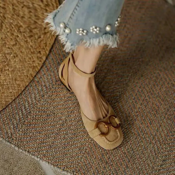 Nova | Closed Buckle Sandals
