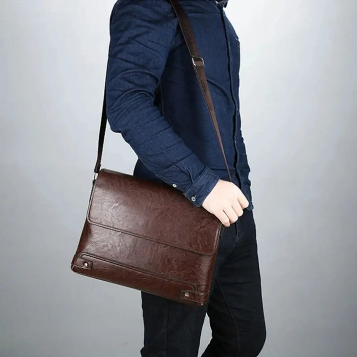 Thom | All-in-One Men's Shoulder Bag