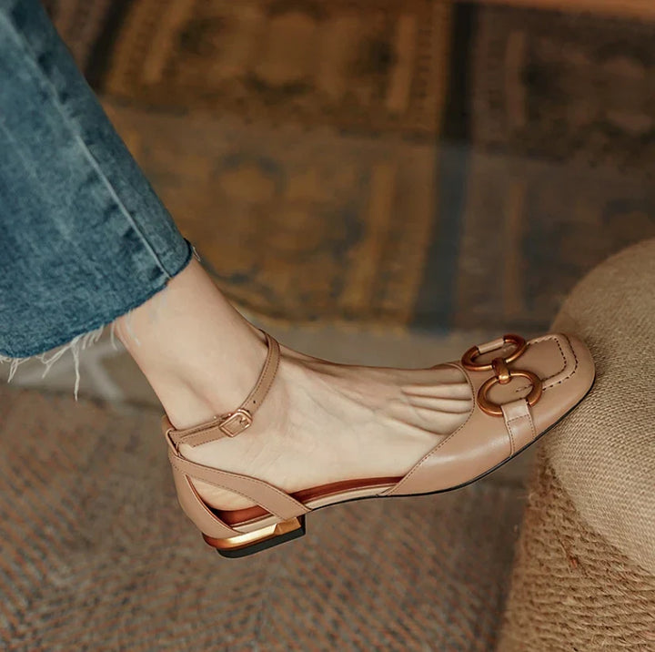 Nova | Closed Buckle Sandals